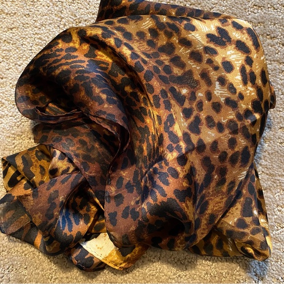 Jones New York Leopard Oblong Scarf Black, Gold - Picture 1 of 6